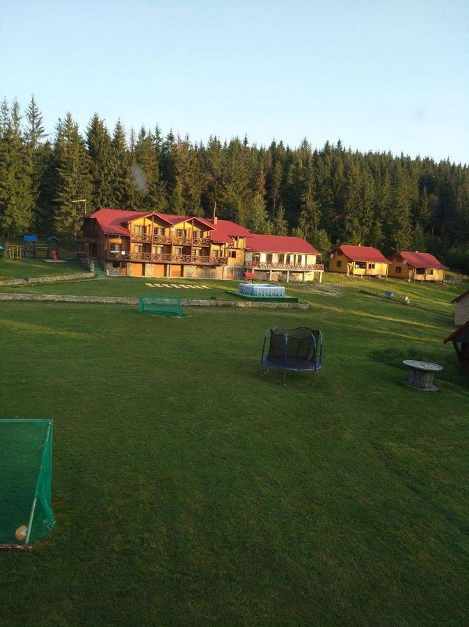 Baza Vidpochynku Ilz Villa Slavske Esterno foto