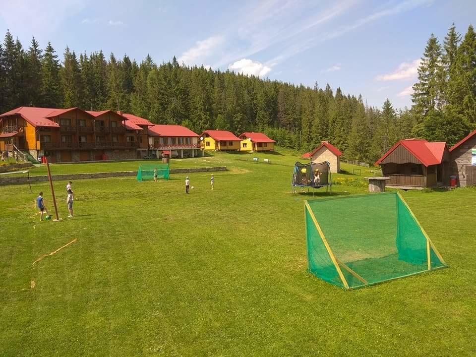 Baza Vidpochynku Ilz Villa Slavske Esterno foto