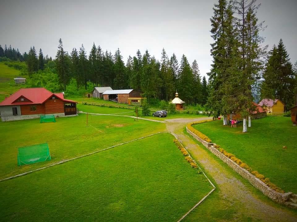 Baza Vidpochynku Ilz Villa Slavske Esterno foto