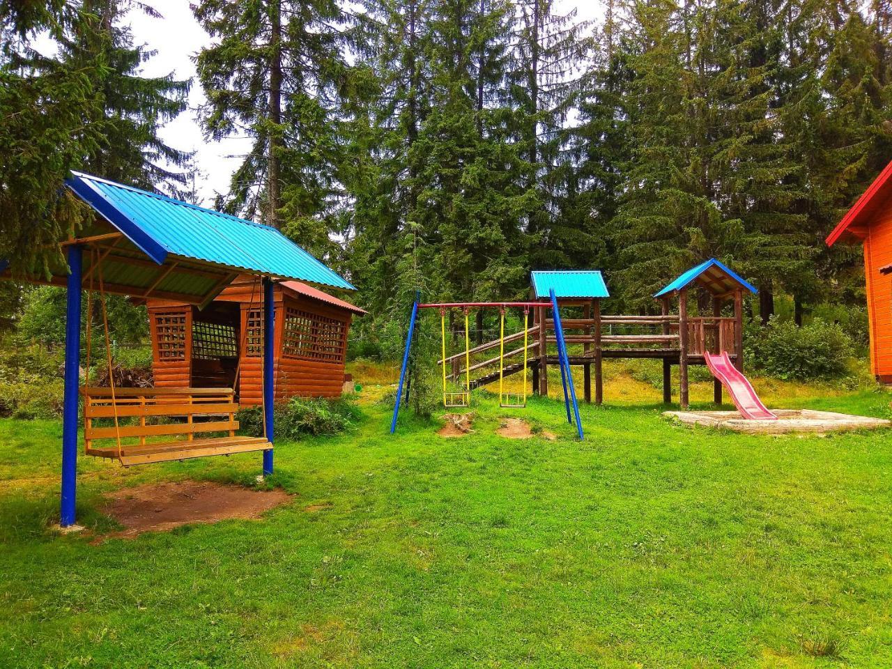 Baza Vidpochynku Ilz Villa Slavske Esterno foto